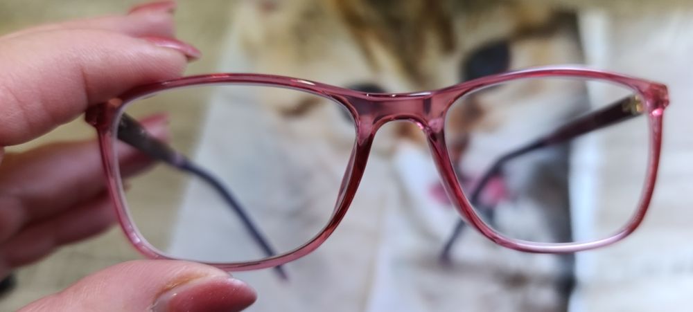 Продам дитячі окуляри