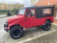 UMM Cournil 4x4 de 1983 (Aceito Retoma)