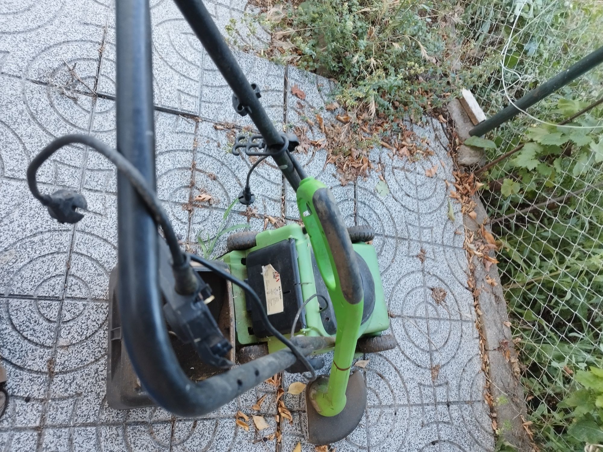Cortador de relva 20 + 1 euros