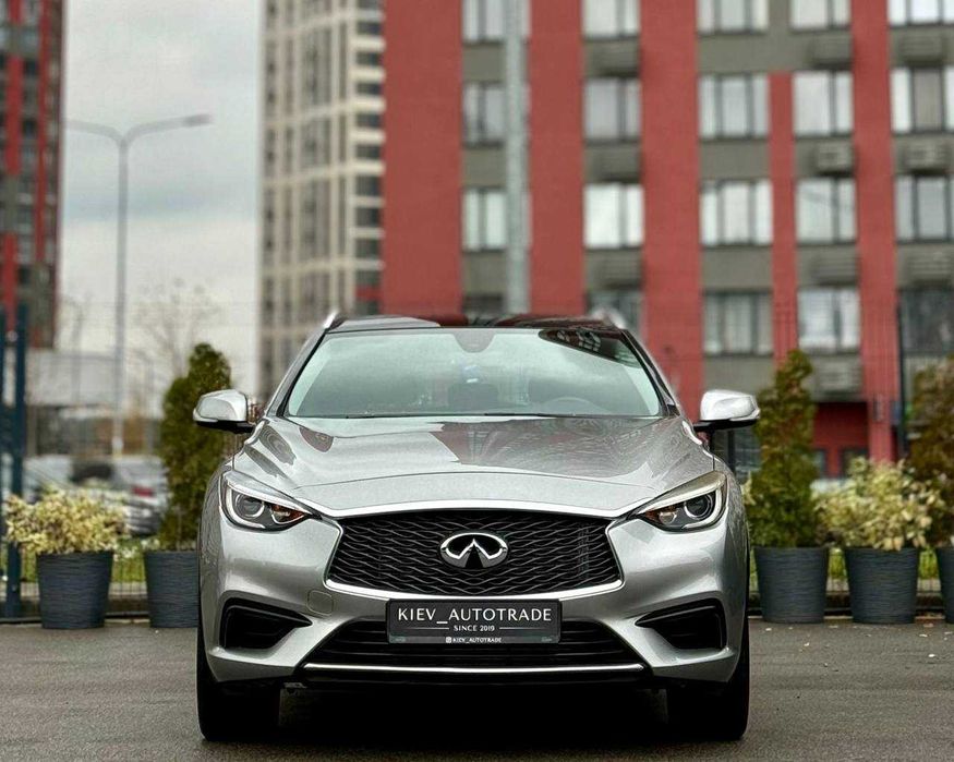 Продаж Infiniti QХ30