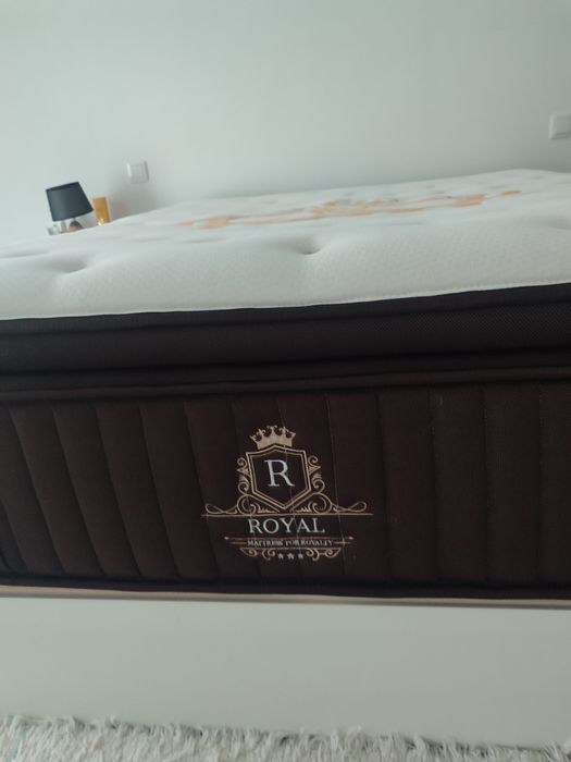 Vendo Colchão Semi Novo 160x200