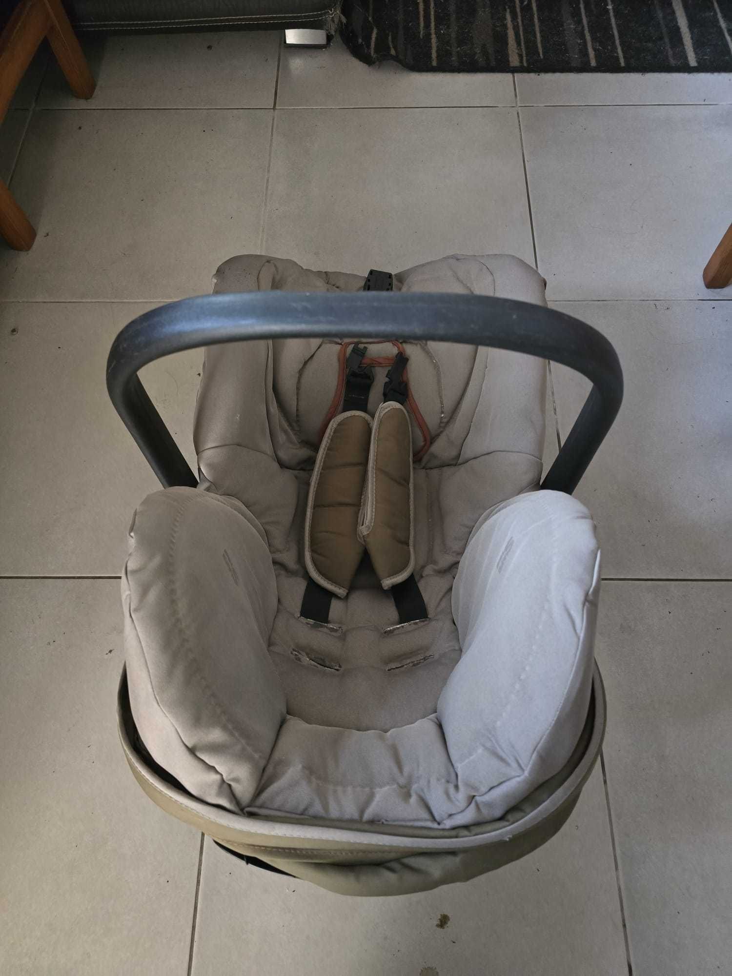 Ovo de bebe semi novo