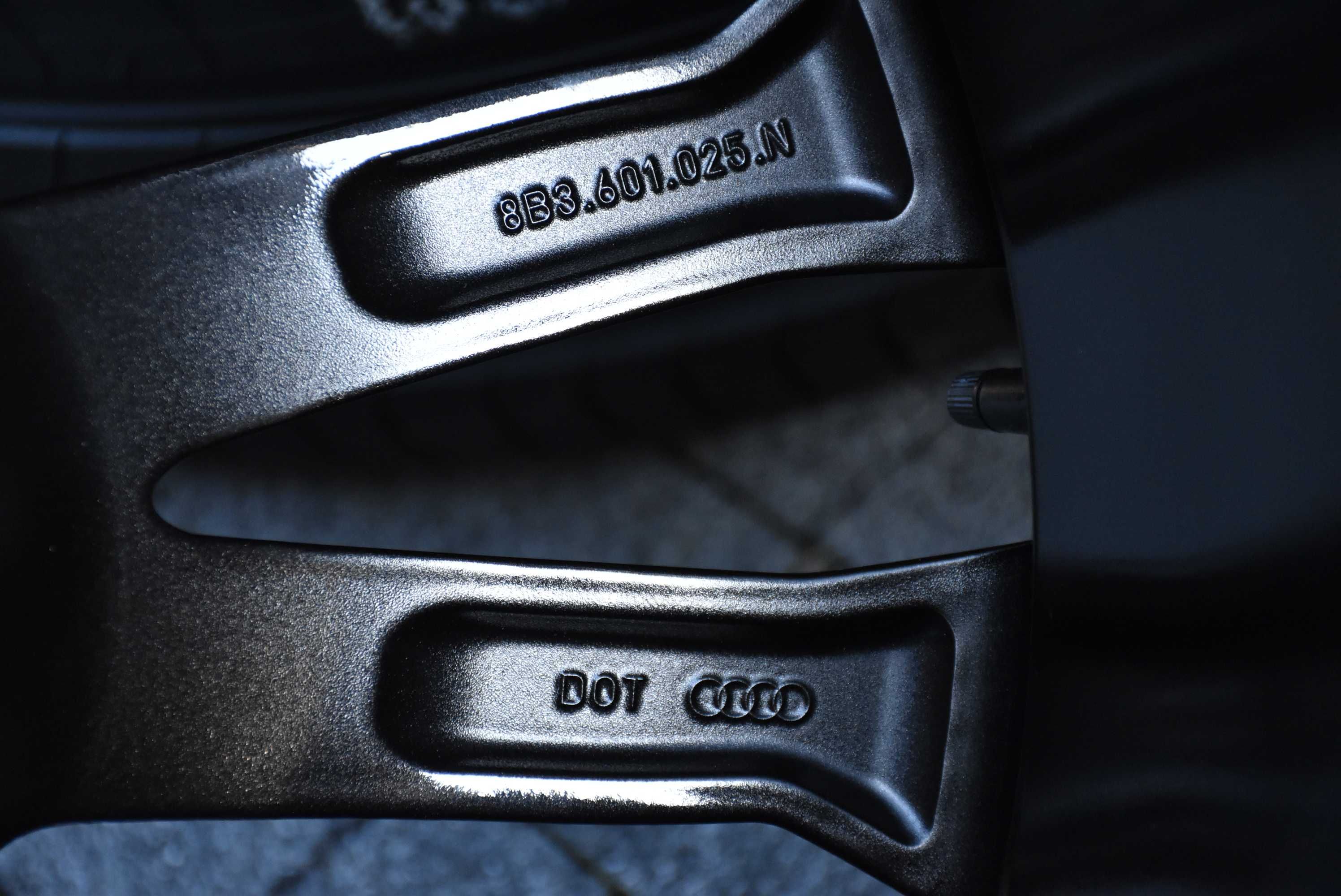 Nowe koła Audi A5 S5 B10 8B3 20" Nowy model RS Pirelli