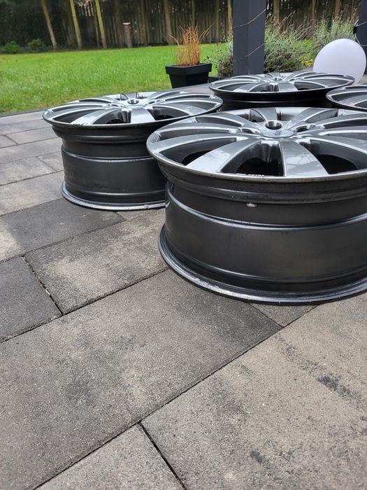 Alufelgi Aluett 5×112 R18 Volkswagen Audi  Skoda Seat Mercedes 4 szt