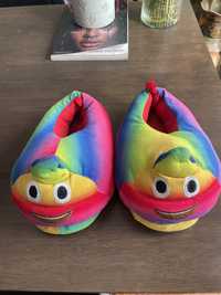 Pantufas coloridas emoji + Pantufas castanhas pêlo