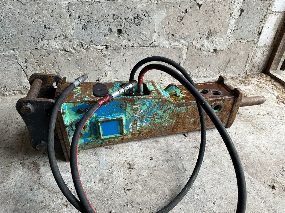 Młot wyburzeniowy hydrauliczny AMB 150 kg AMMANN RAMFOS koparka mini