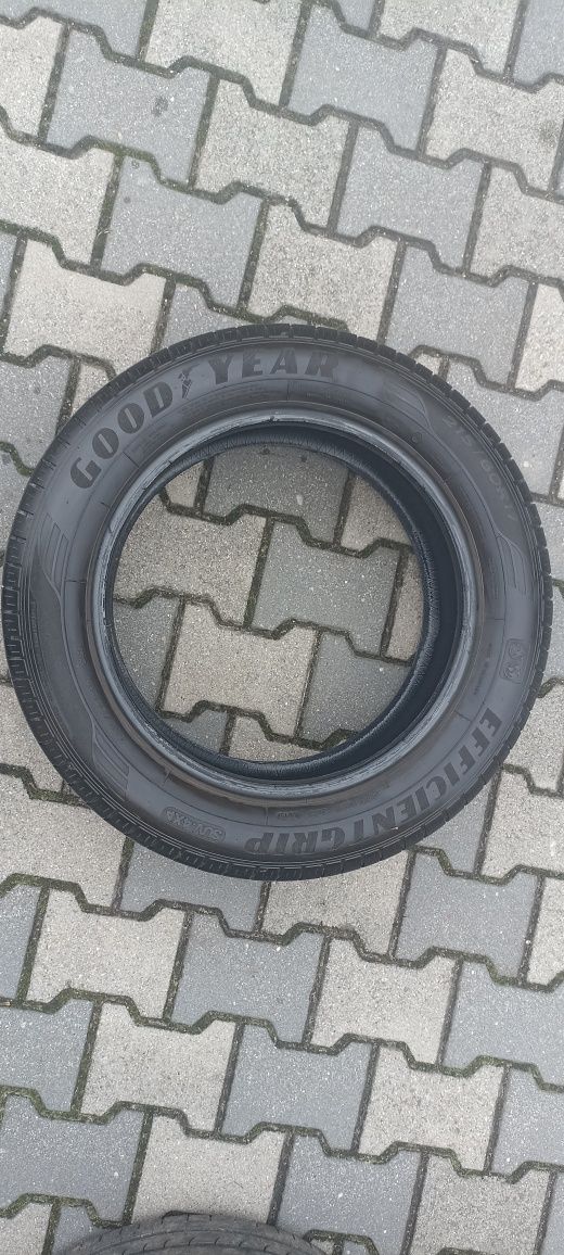 Opony Lato Goodyear efficientgrip suv 4x4 215/60r17