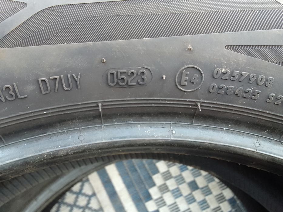 Cena za 2 Opony letnie 235/55r18 CONTINENTAL 2023r
