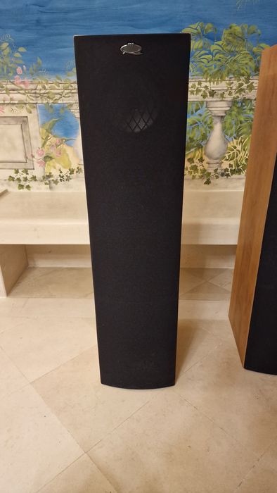 Colunas KEF Q65.2