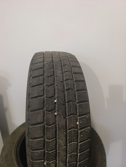 Продам. 205/55 r16 Зима