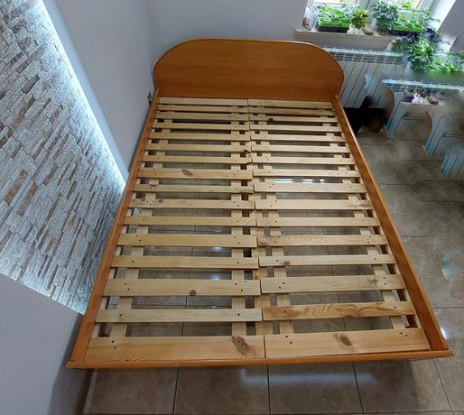 Łóżko  bez materaca 160 x 190