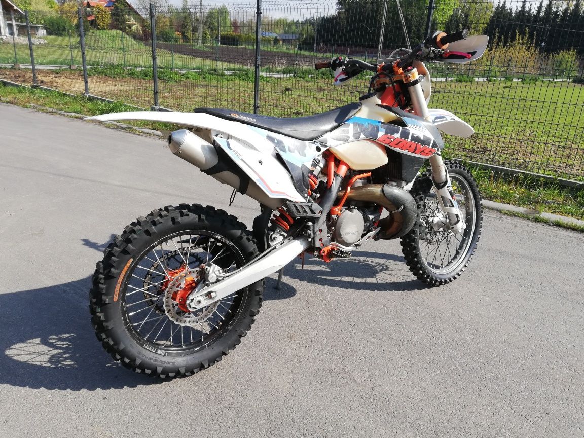 Ktm exc 300 six days