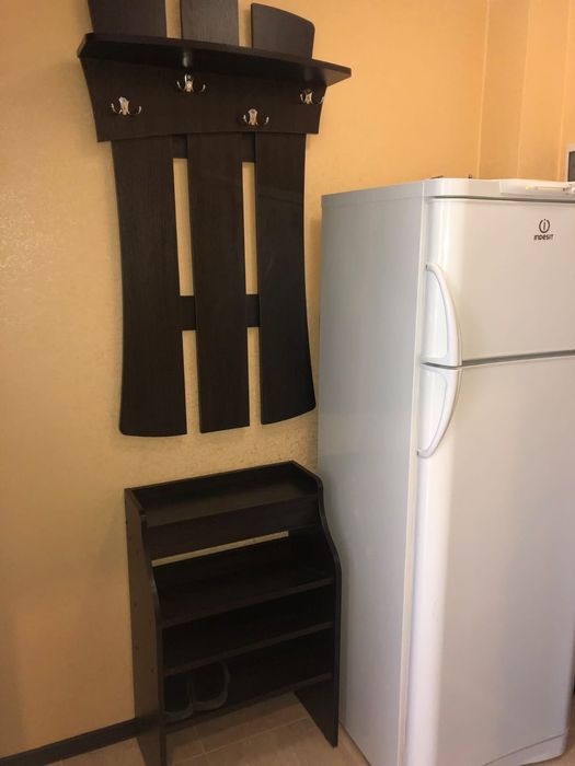 Київ Дарницький 1 кімнатна з газом та ремонтом