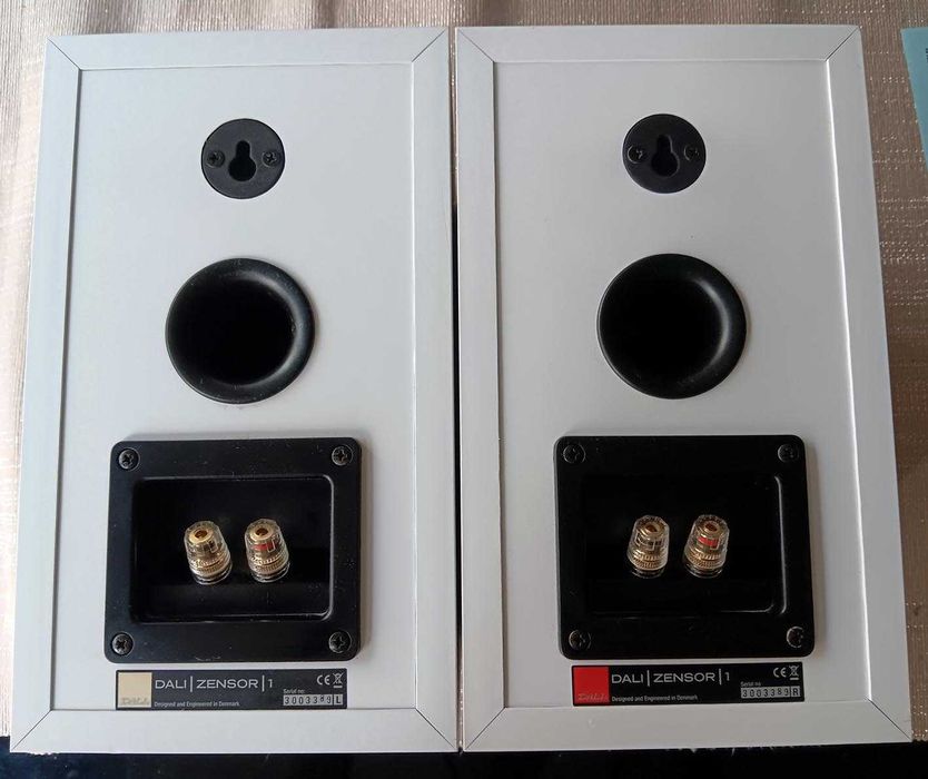 Colunas Dali Zensor 1