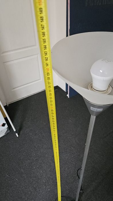 Lampa stojąca 140 cm