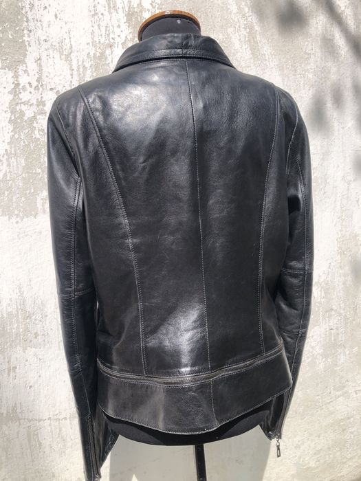 продам шкіряну куртку