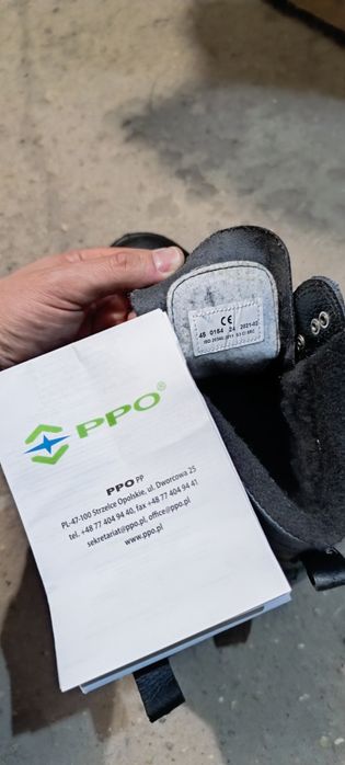 Buty zimowe robocze

Polec