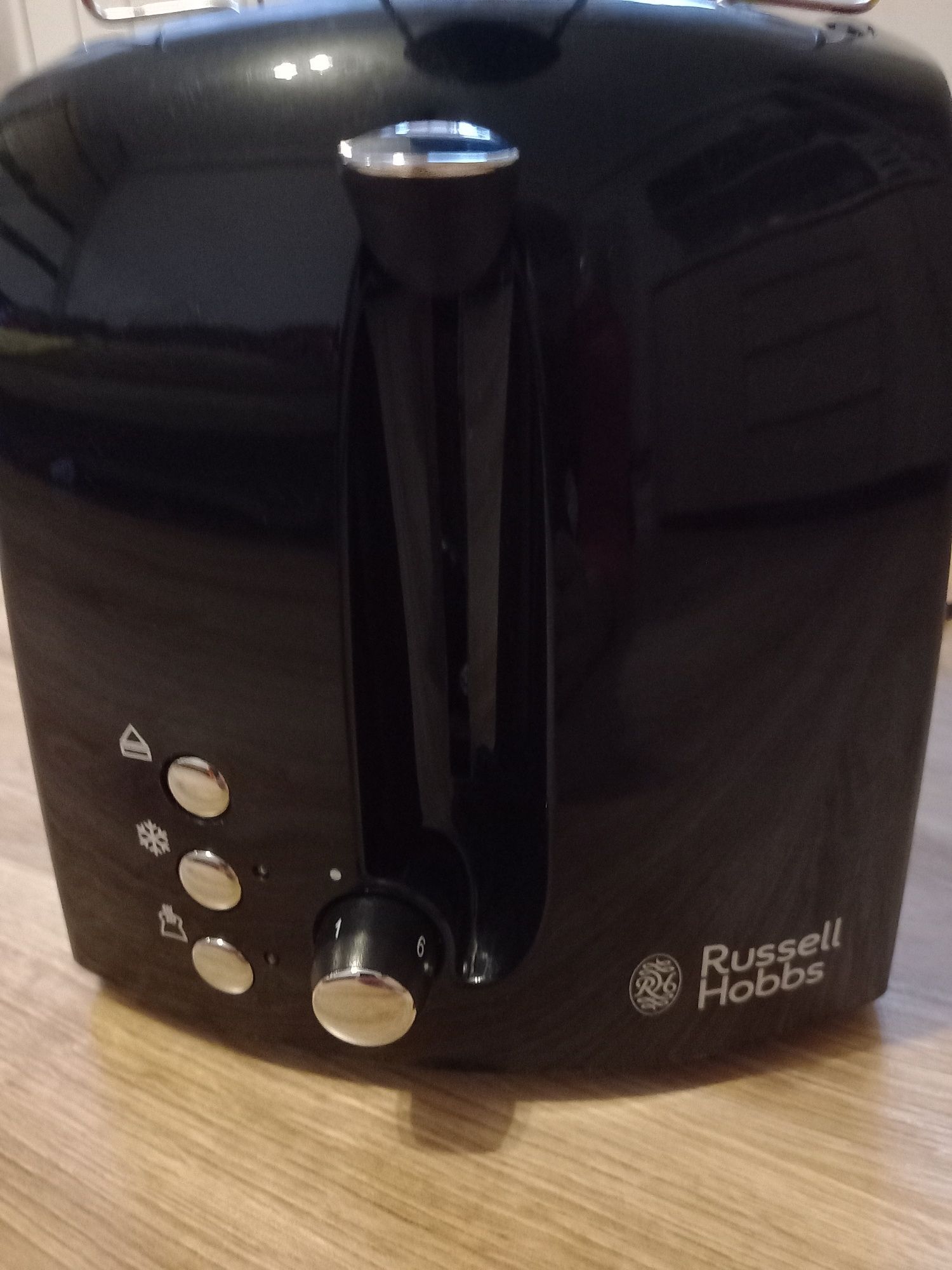 Toster Russell Hobbs