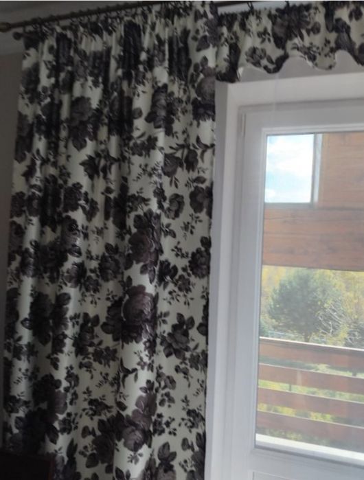 Komplet pięknych zasłon