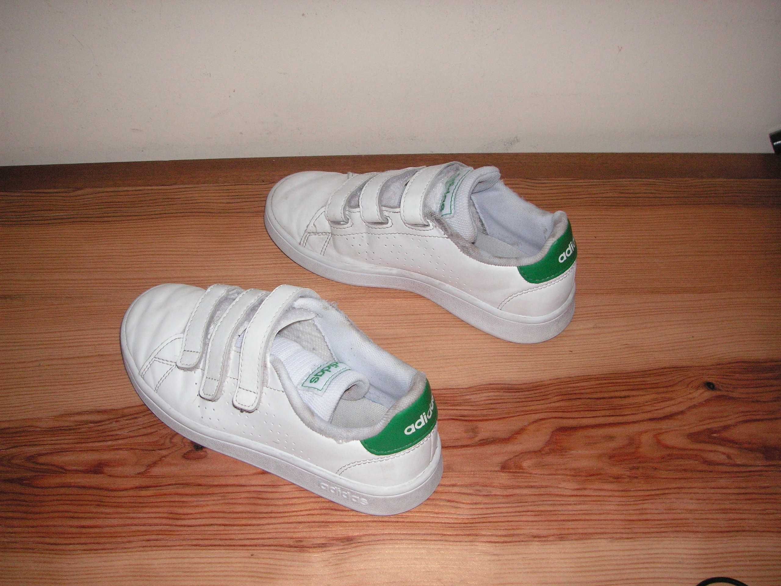 Ténis Criança Adidas T/31 - RESERVADO