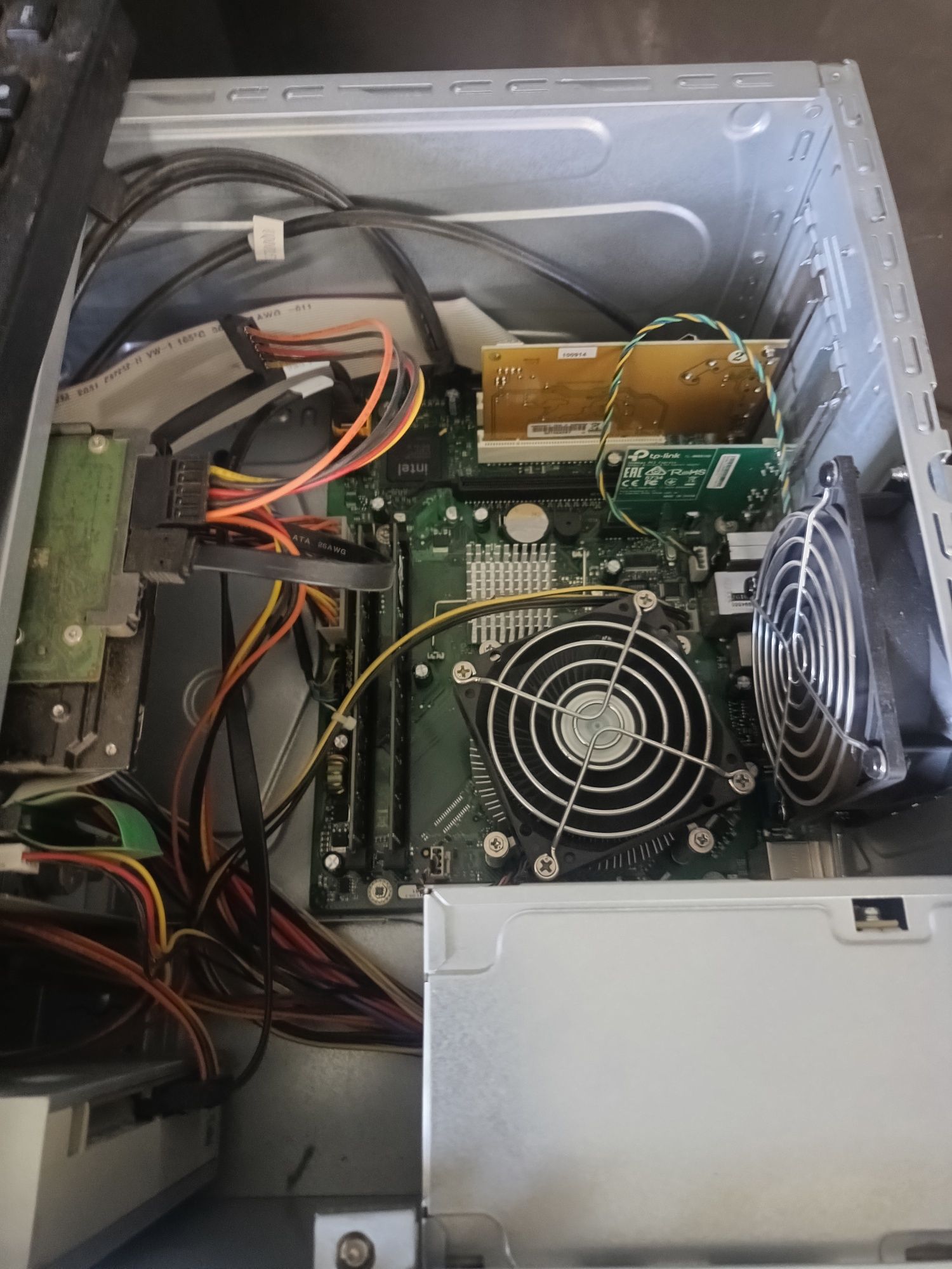Komputer  Fujitsu p3521e
