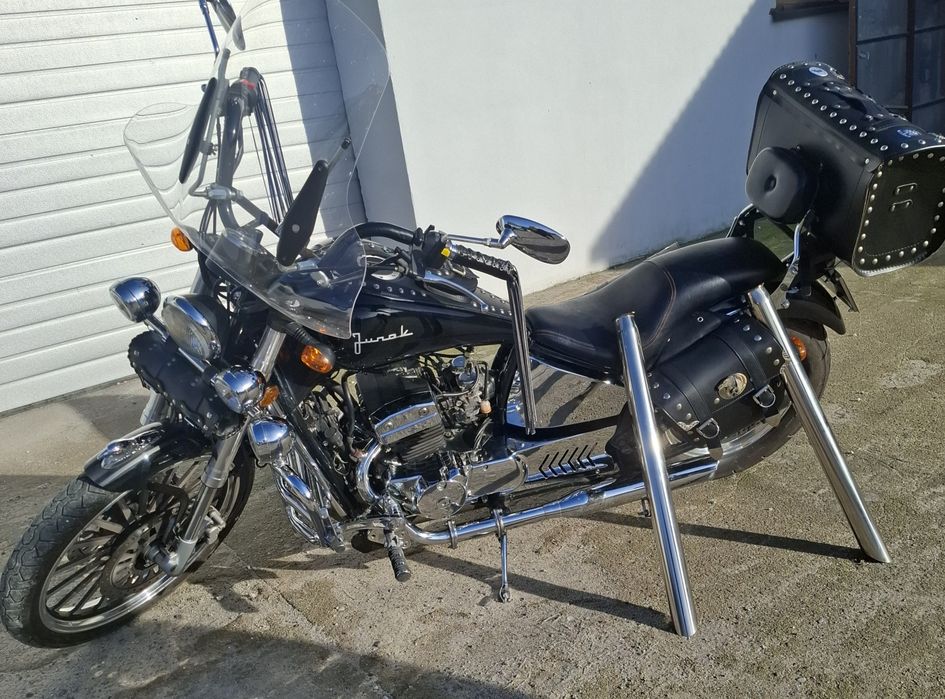 Motocykl Junak M16-125
