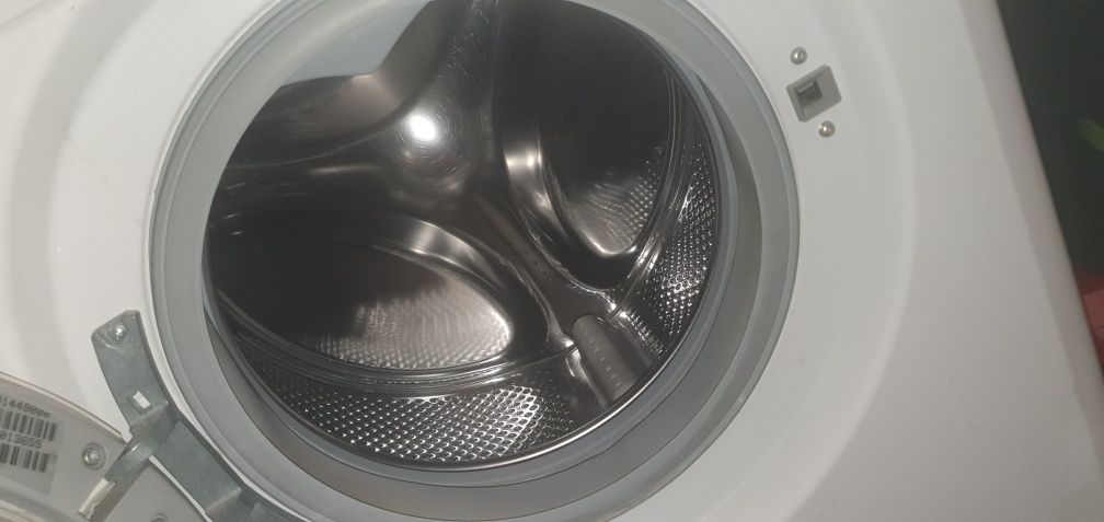 Pralka Whirlpool 6th Sense