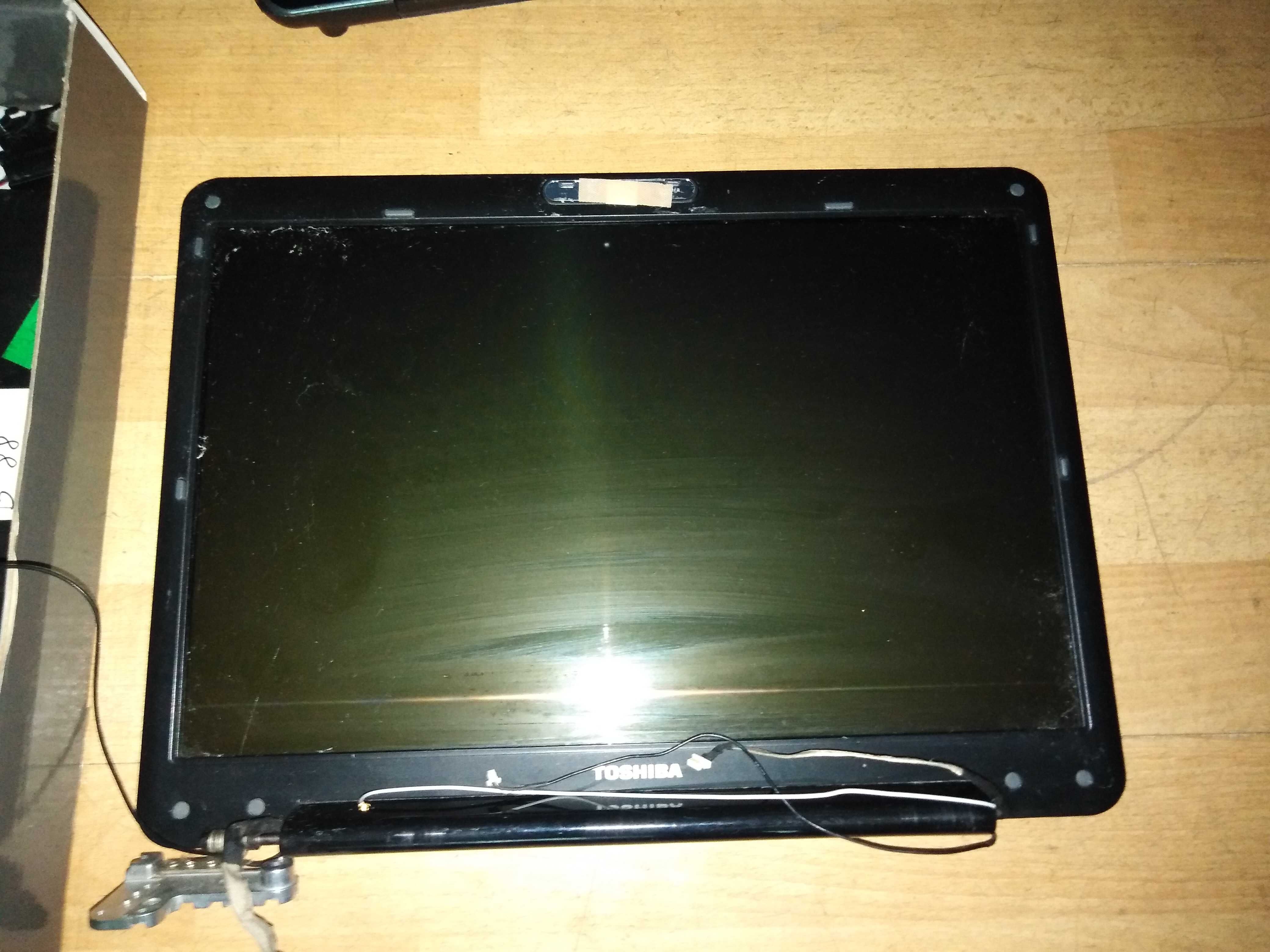 Toshiba Satellite A300-15B + A300-1TM + części