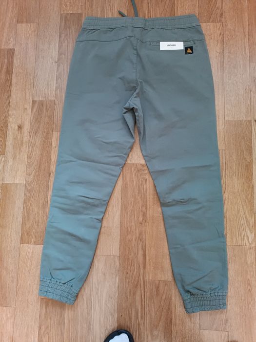 Жіночі  штани  ZARA