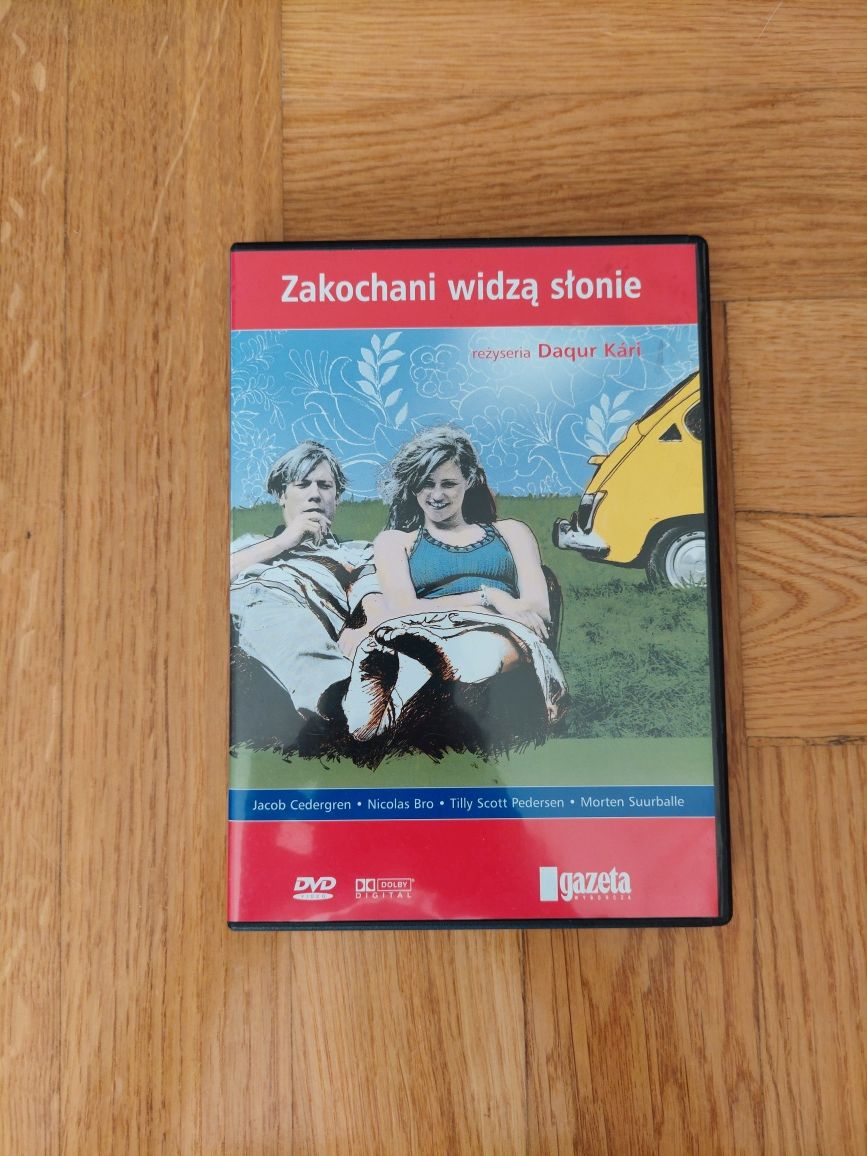 Płyta DVD z filmem Zakochani widzą słonie