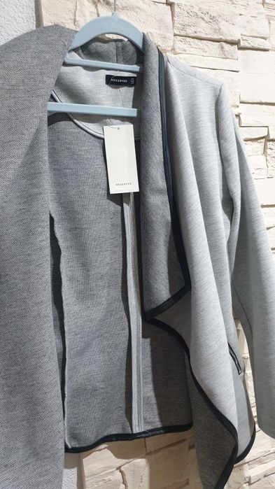 Kardigan trencz stylowa elegancja marynarka krótka damska roz 40 Reser