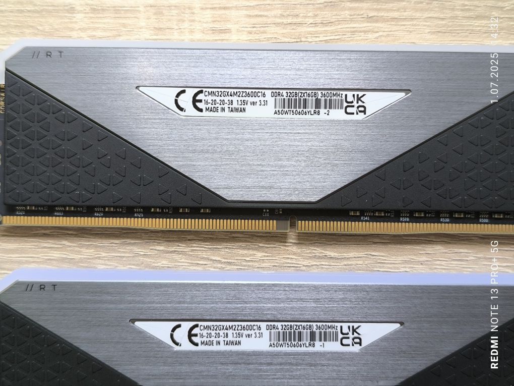 Pamięć RAM DDR4 32GB (2x16) 3600 CL16 Corsair Vengeance RT