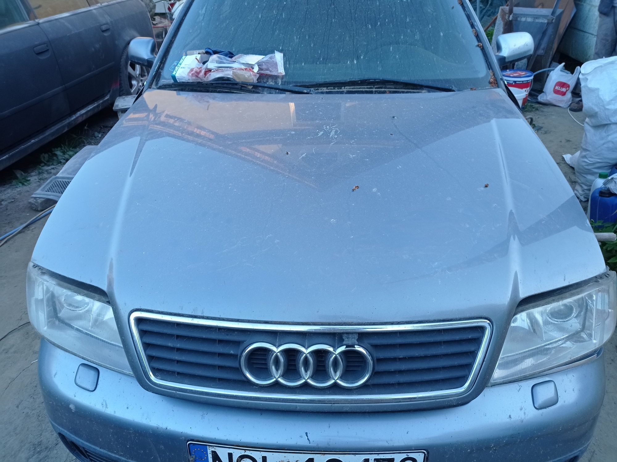 Audi A6 C5 kombi reflektor lampa prawa soczewka 2000 rok