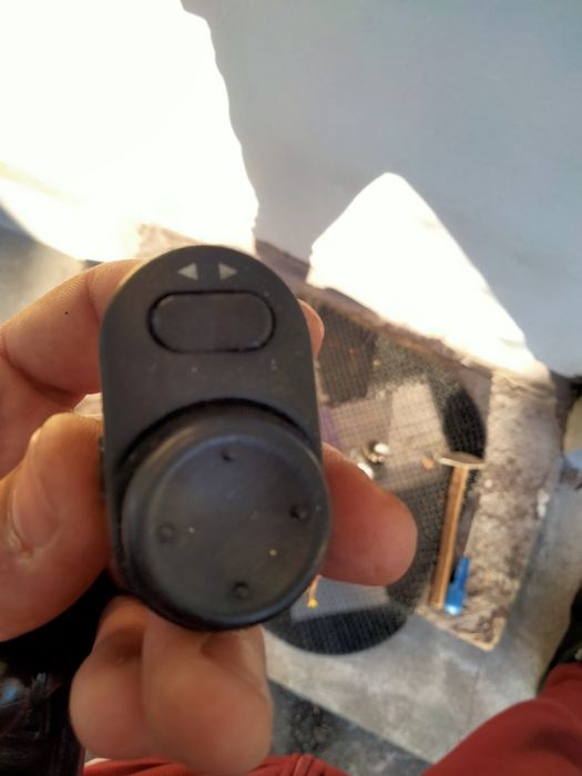 Копка бегулировки зеркал на Opel Vectra B