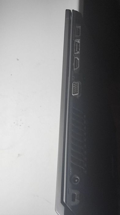 Ноутбук Lenovo v570