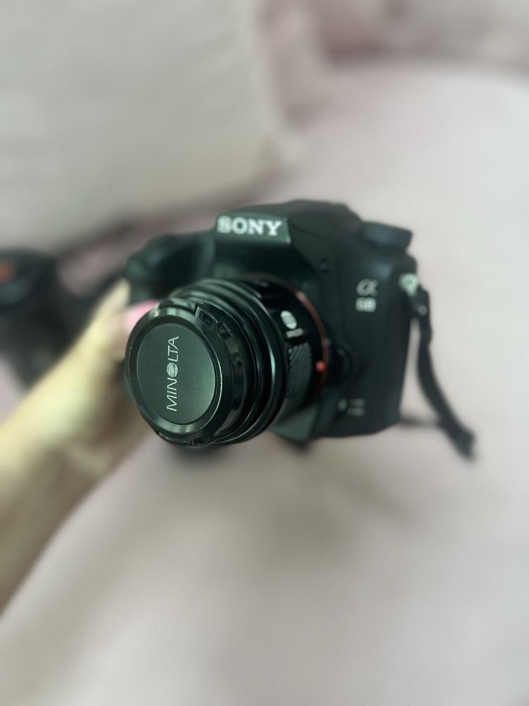 Zestaw Sony Alpha A68 + 3 obiektywu minolta + dwie baterie i ladowarka