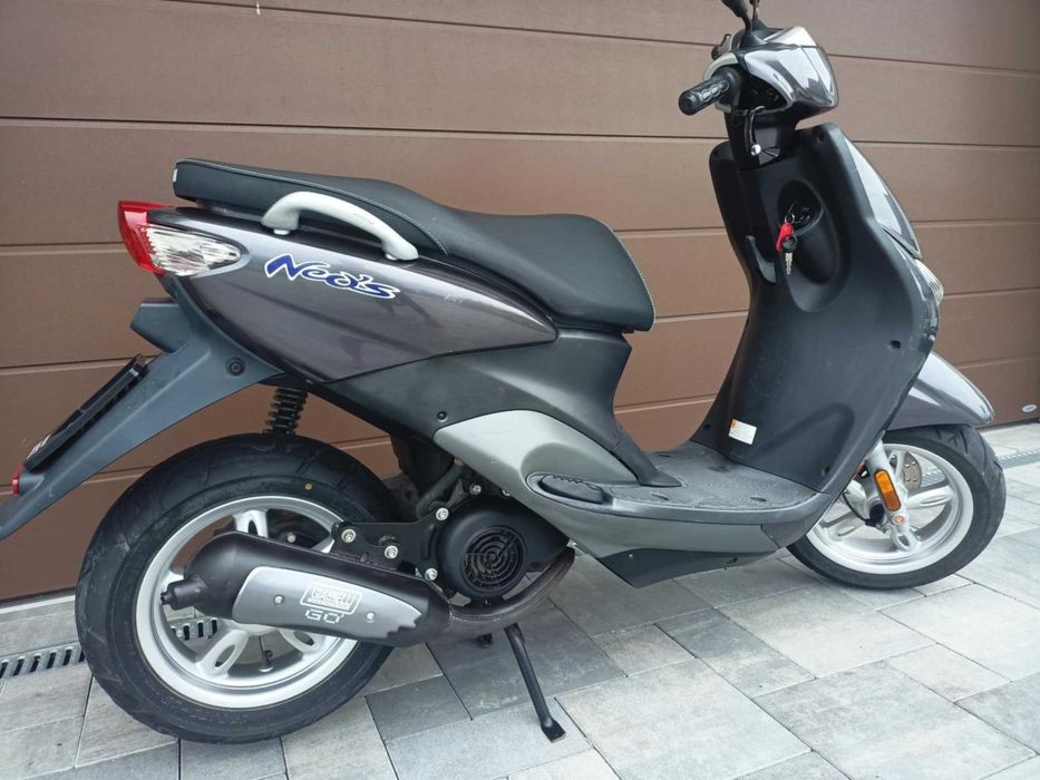 Skuter Yamaha Neos YN50 z 2010 roku z Austrii.