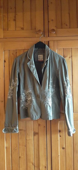 Elegancki Żakiet Damski Rozmiar XL Khaki z Haftem Kwiatowym Marynarka