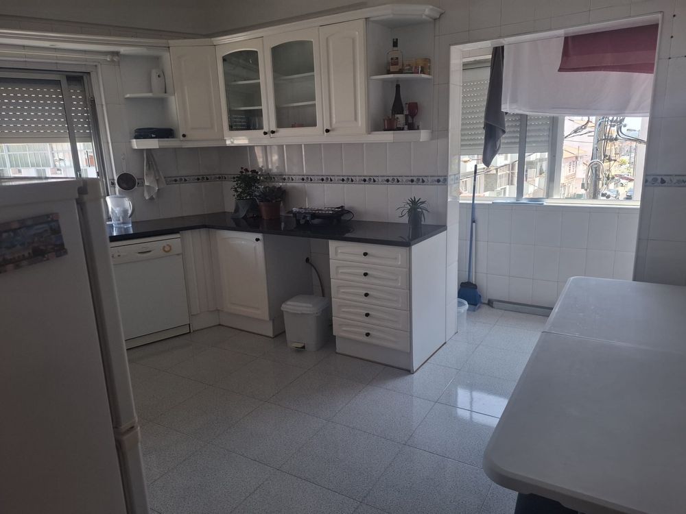 Quarto para arrendar