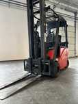 Linde E20PH-01 elektryczny wózek widłowy, 2011,
