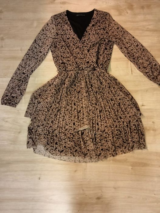 Sukienka Mohito długi rękaw