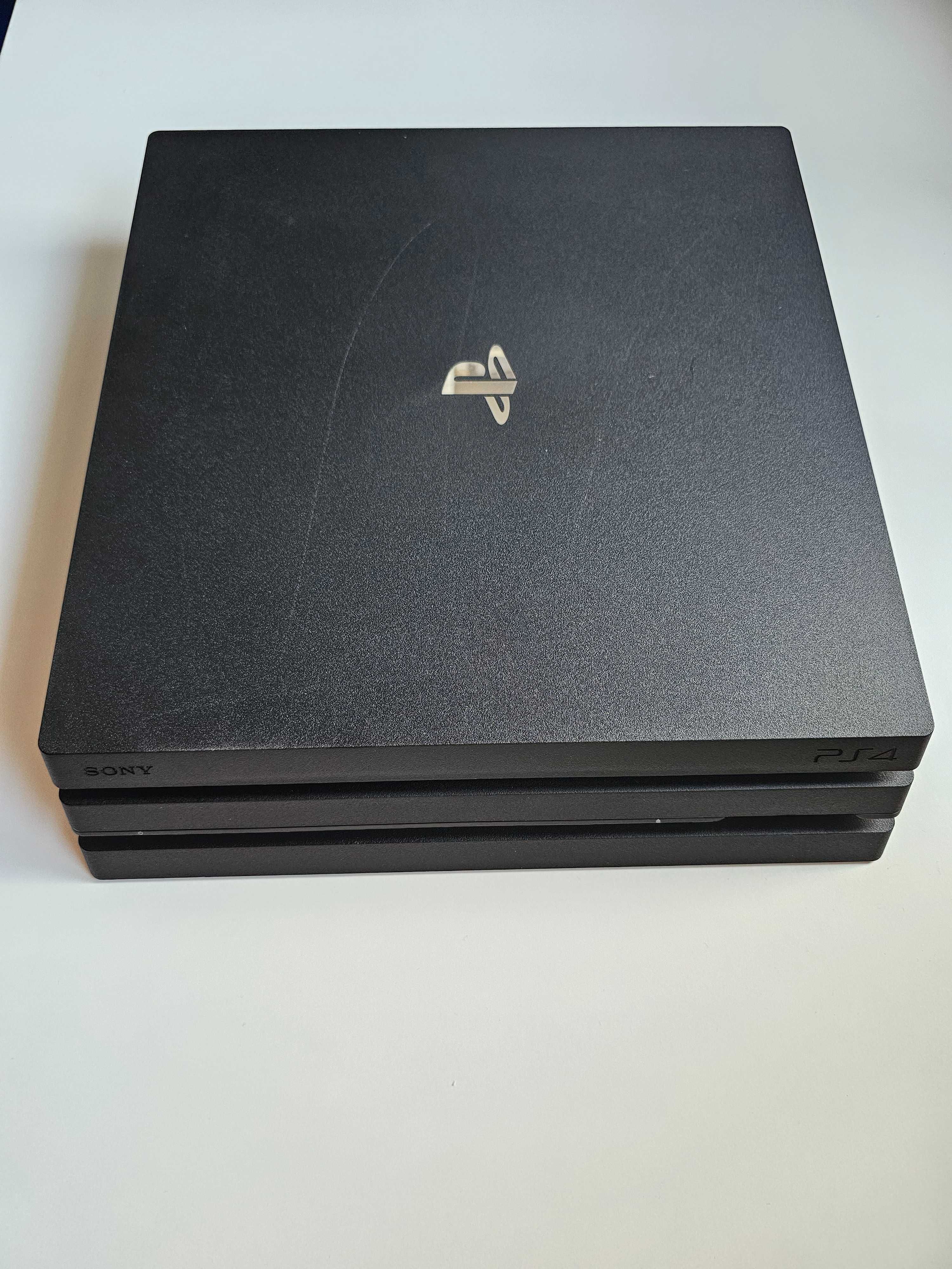 PS4 Play Station 4 PRO CUH7016B