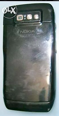 Telemóvel E71 da NOKIA – Preto