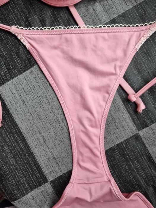 Брендовий рожевий пудровий купальник з мереживом s xs 75b h&m