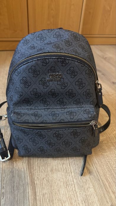 Рюкзак guess гес