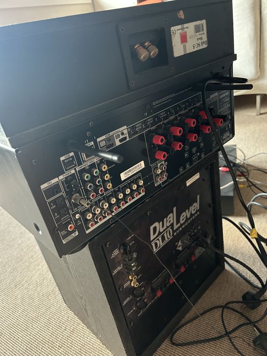 SISTEMA DE SOM COMPLETO ONKYO E 4 COLUNAS DALI SL-7 DE CHÃO