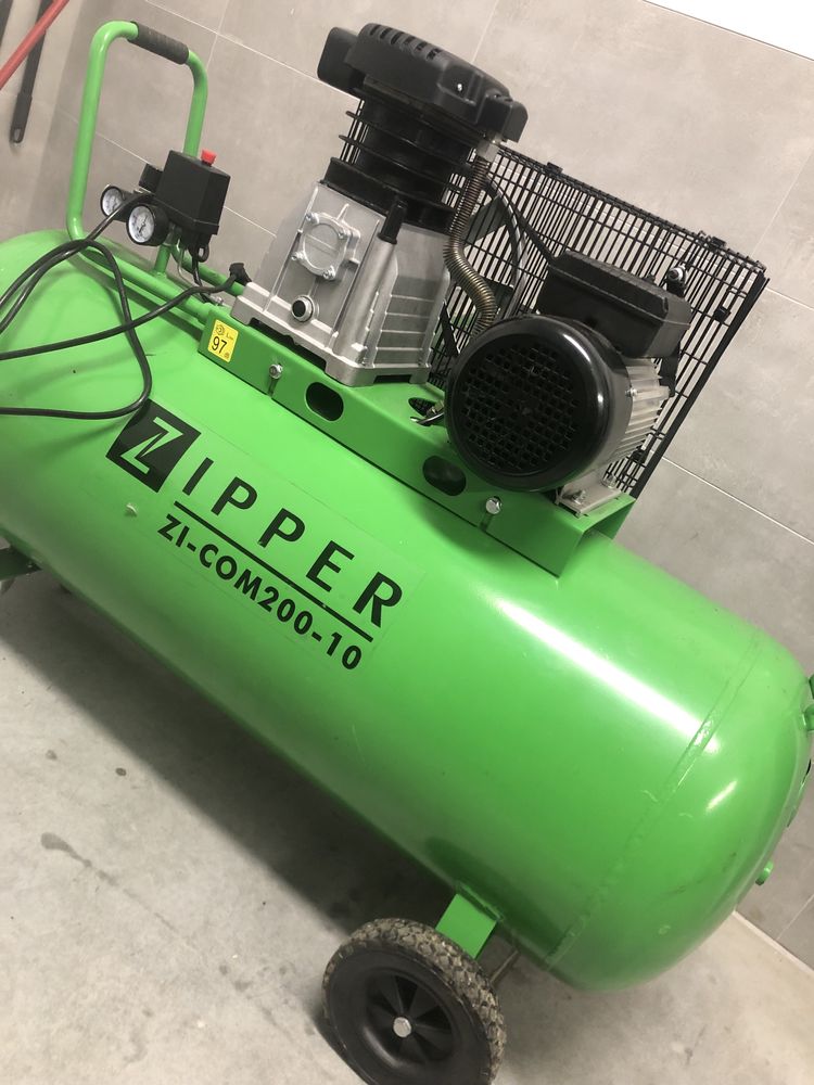 Profesionalny duży kompresor ZIPPER ZI COM 200-10  200 l/10bar