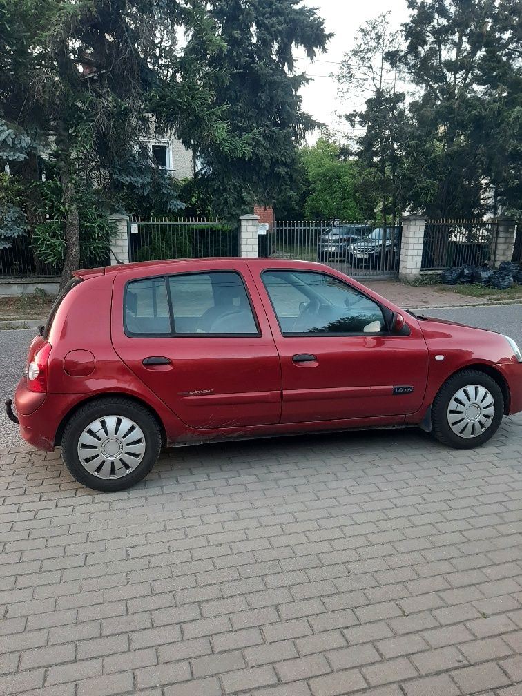 Renault Clio 2 1.4 16v klimatronik benzyna