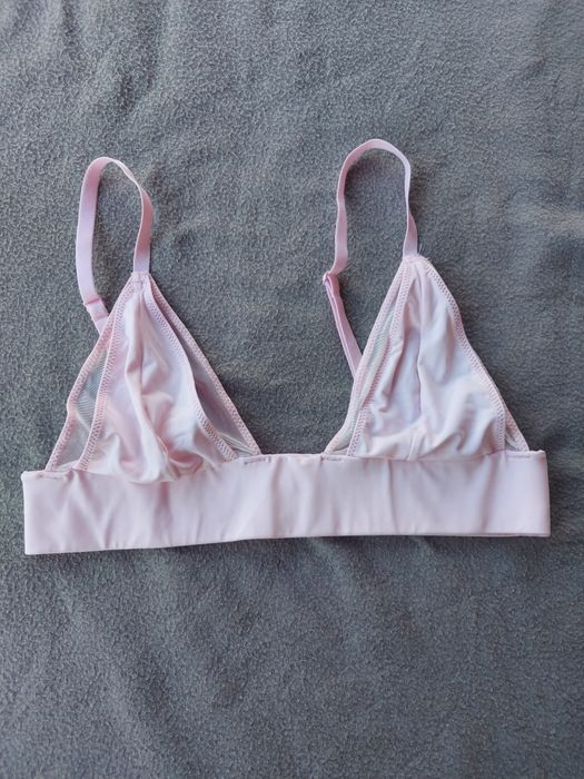 Ładny biustonosz stanik / góra od stroju kąpielowego