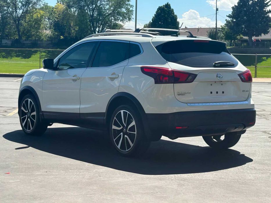 Nissan Rogue      2018